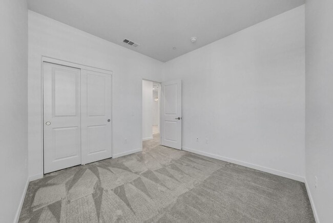 Building Photo - 11063 Spotlight Dr