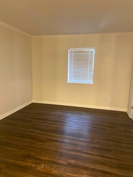 Building Photo - 2812 Georgetown Dr