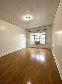 Building Photo - 1825 Ivar Ave