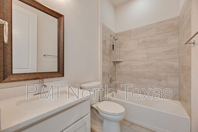 Building Photo - 11093 Villa Canales Ln