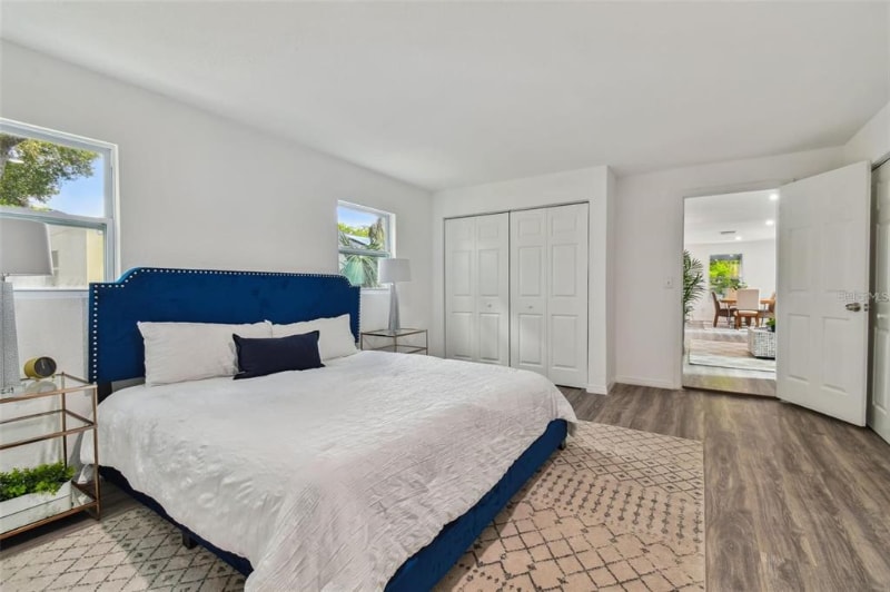 Building Photo - 908 E Cayuga St