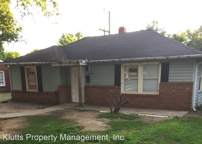 Primary Photo - 3 br, 1 bath House - 2109 Double Oaks Road