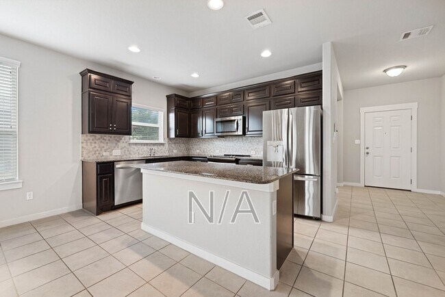 Building Photo - 300 Ancellotta Wy