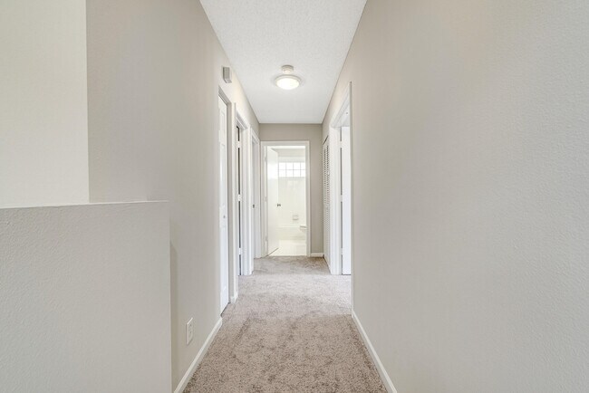 Building Photo - 7787 Springfield Lake Dr