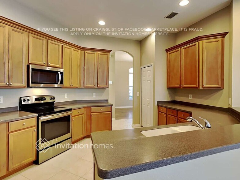 Building Photo - 4710 Shoal Creek Ct