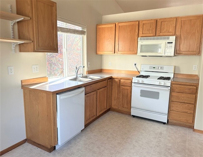 Building Photo - 13107 29th Pl W