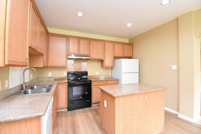 Building Photo - 13102 N Bellaire Estates Dr