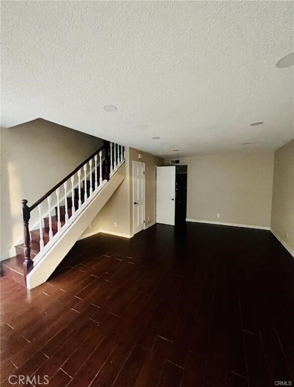 Building Photo - 5640 Riverside Dr