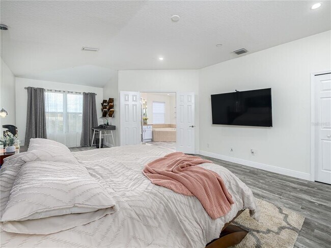 Building Photo - 4015 Duke Firth St