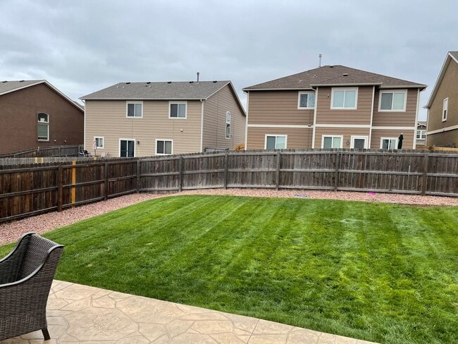 Building Photo - Beautiful 2 Story w/Finished Basement in D...
