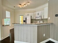 Building Photo - Stunning 2/2 Condo For Rent in Mirabella -...