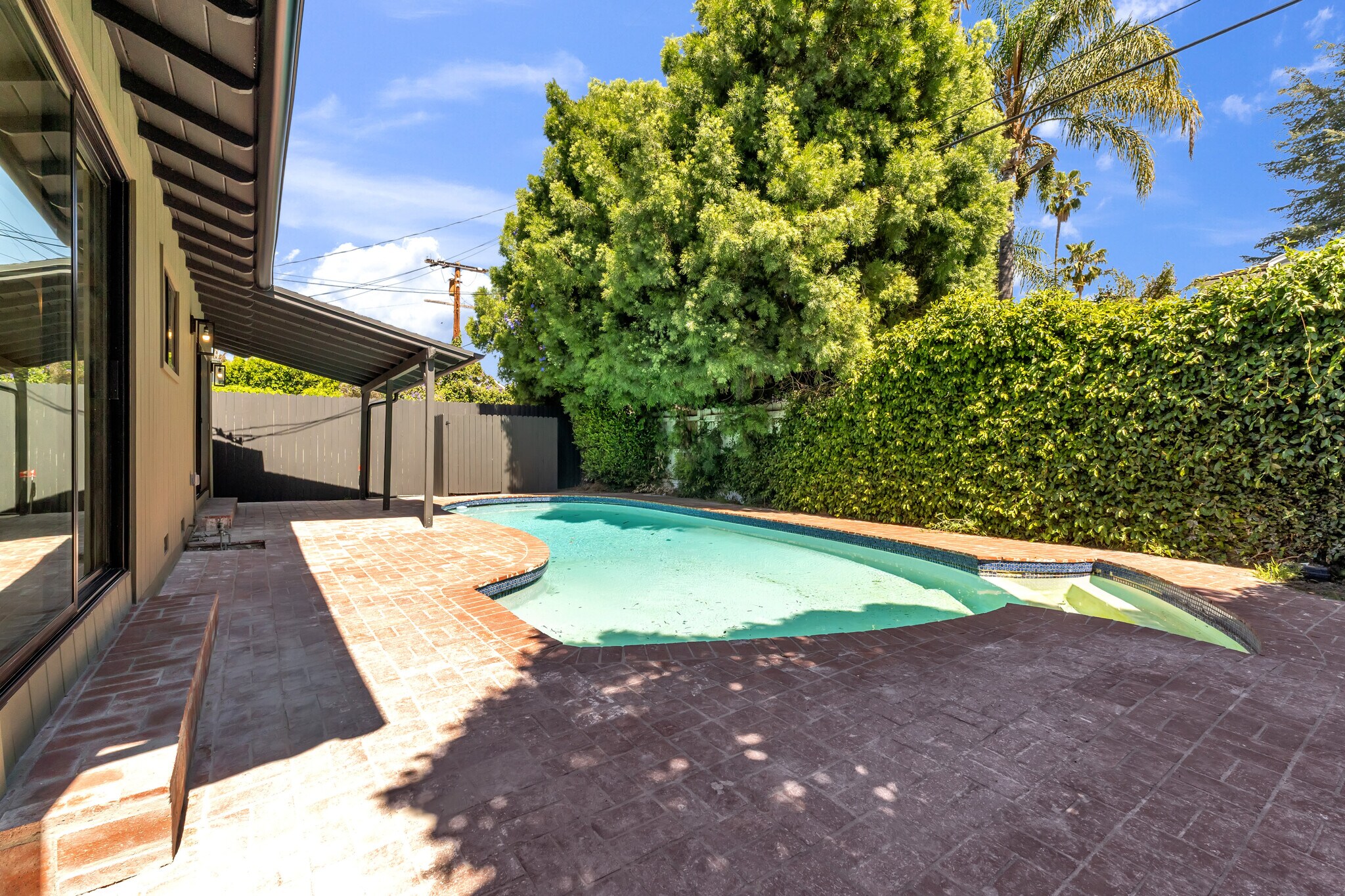 Pool - 4316 Bellaire Ave
