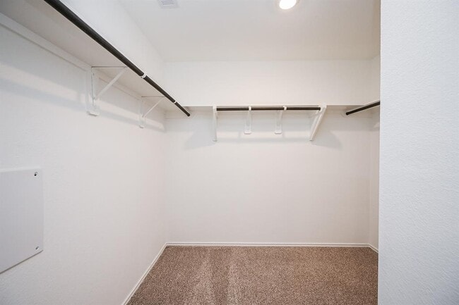 Building Photo - 16738 Paintbrush Holw Ln