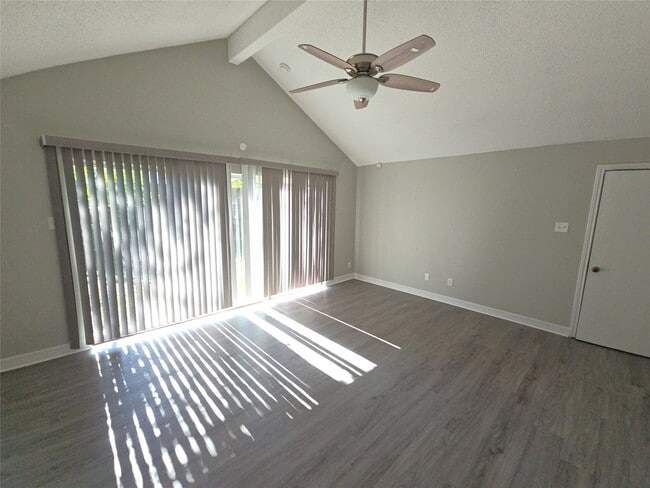 Building Photo - 14651 Via Del Norte Dr