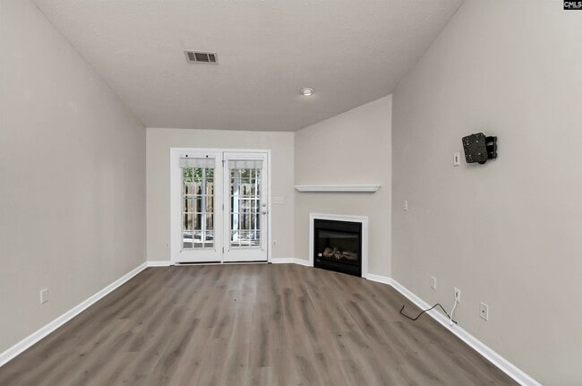 Building Photo - 100 Buckhaven Way