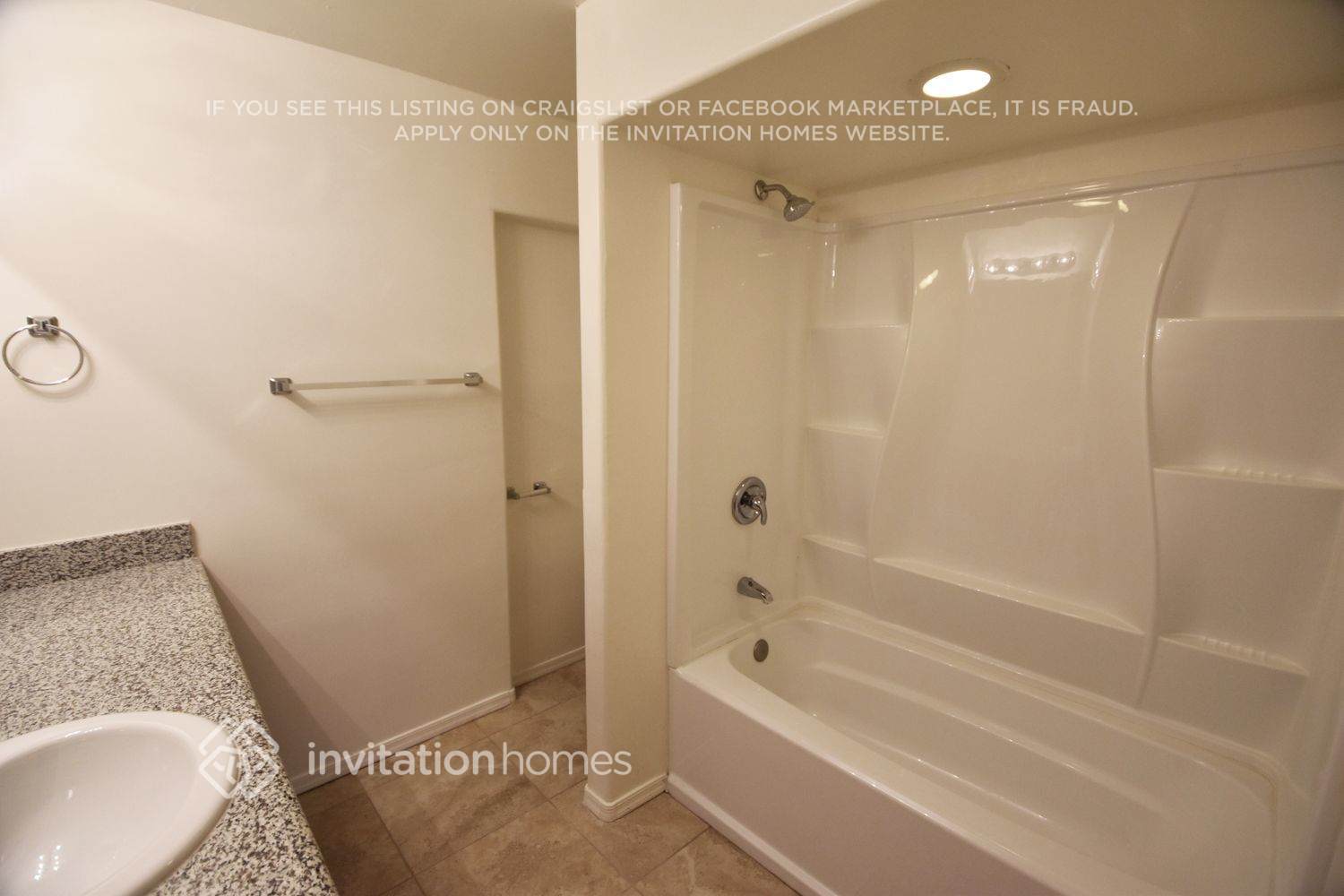 Building Photo - 548 N 98th St
