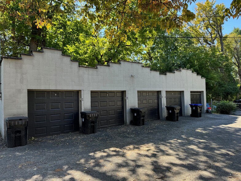 garage - 1420 Eastern Pkwy