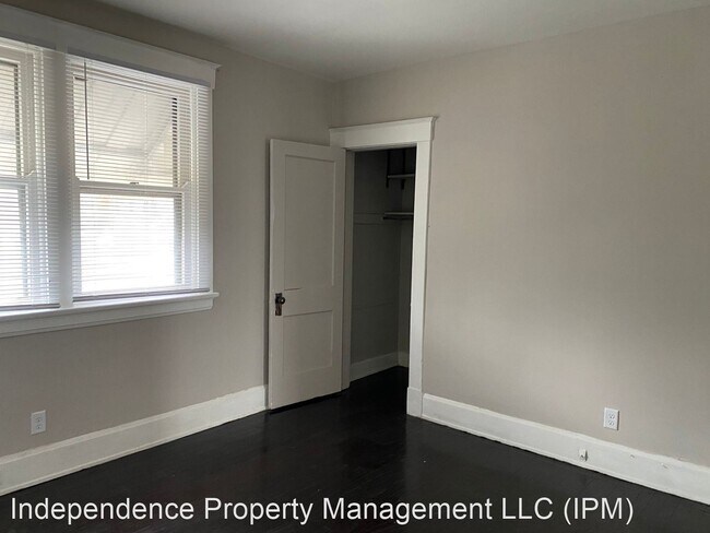 Building Photo - 3 br, 1 bath House - 22 Glen Este Pl,