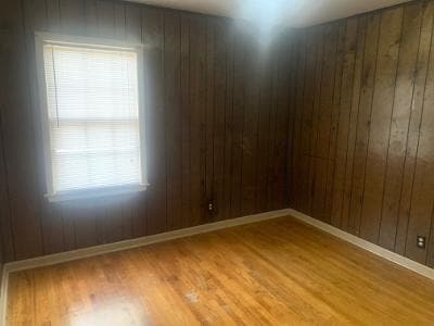 Building Photo - 2609 Farnell Dr