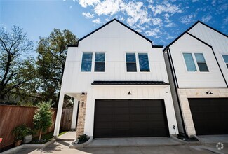 Building Photo - 827 Martin St