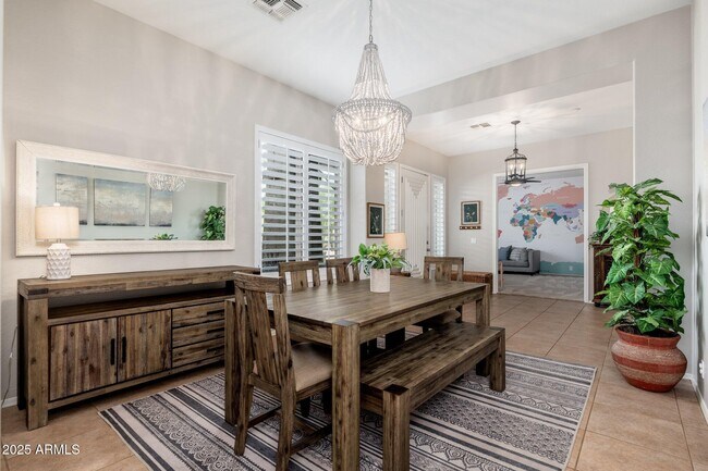 Building Photo - 5712 E Blue Sky Dr