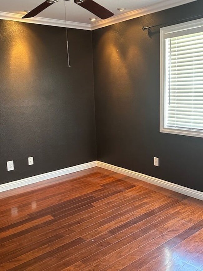 Building Photo - Spacious 2-Bedroom, 2-Bath Condo with Fire...