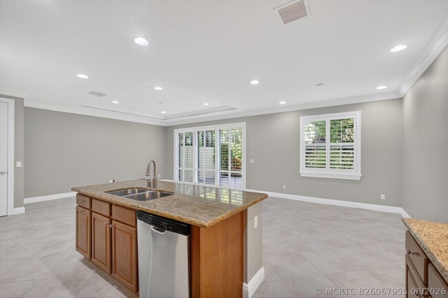 Building Photo - 4803 Cadiz Cir