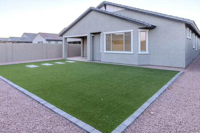 Building Photo - 9701 E Spiral Ave