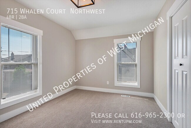Building Photo - Available Now | 4 Bedroom 2 Bath Single Fa...