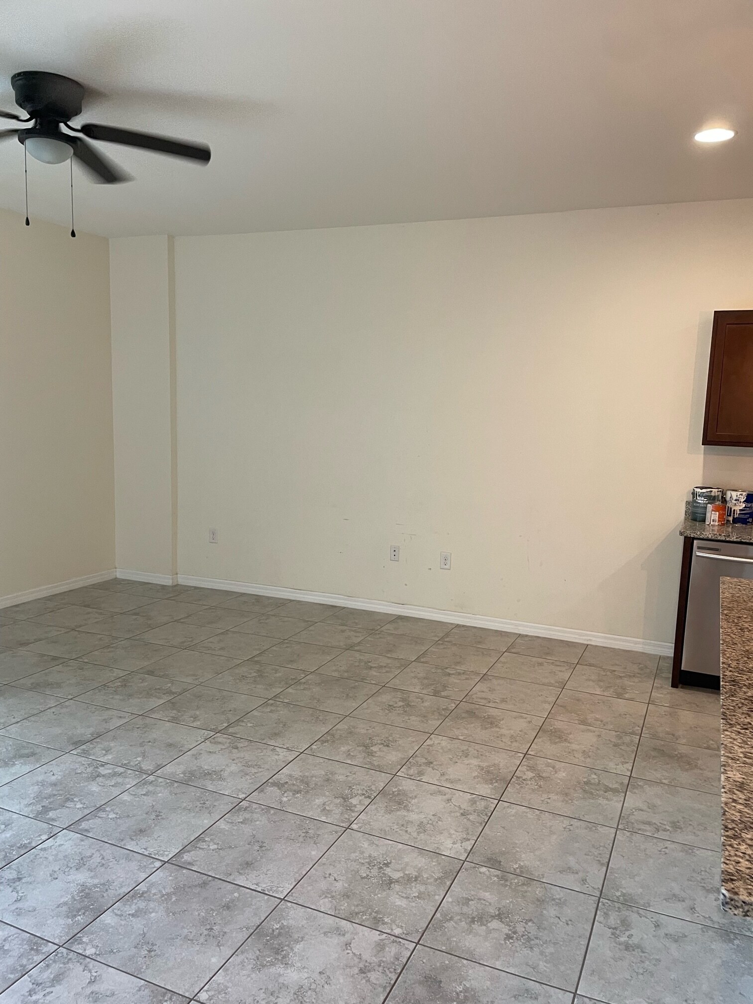 Building Photo - 24484 Zephyr Ct