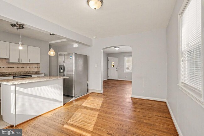 Building Photo - 1123 Elbank Ave