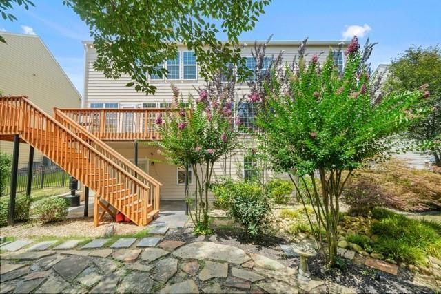 Building Photo - 585 Marylebone Dr