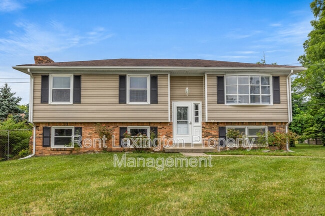 Primary Photo - 315 S Eagle Creek Dr