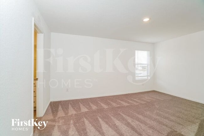 Building Photo - 6459 Cibolo Springs