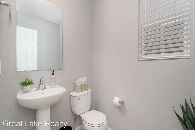 Building Photo - 4 br, 2.5 bath House - 8782 Tiburon Lane