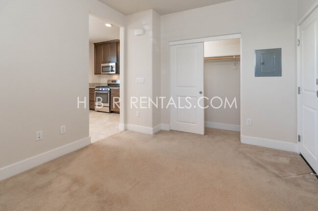 Building Photo - CASITA IN HANSEN VILLAGE - Mountain House MOVE IN READY