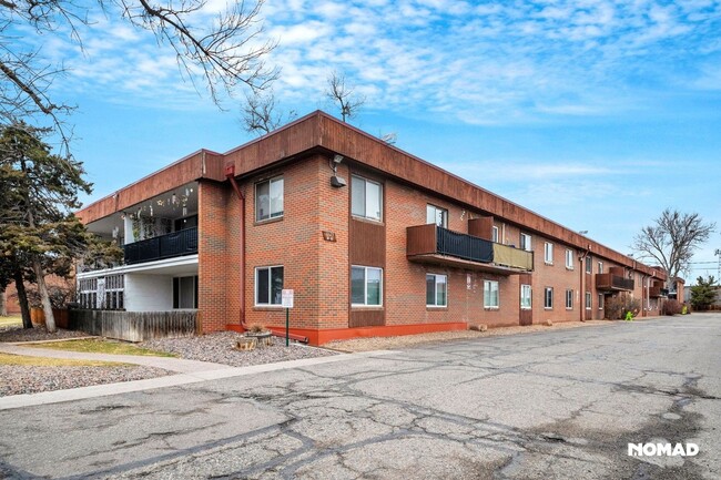 Building Photo - Charming 2BR Condo in Denver