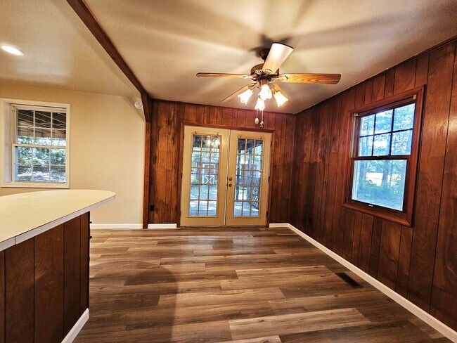 Building Photo - 29776 Polks Rd