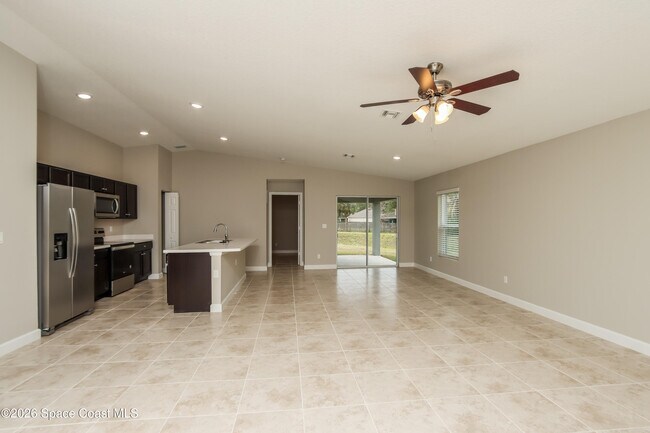 Building Photo - 497 Schenley St SW