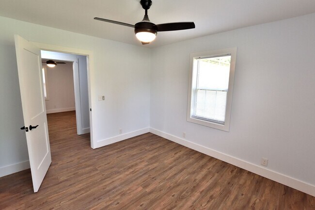 Building Photo - 3630 Loop Rd