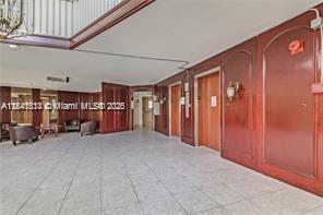Building Photo - 2025 NE 164th St