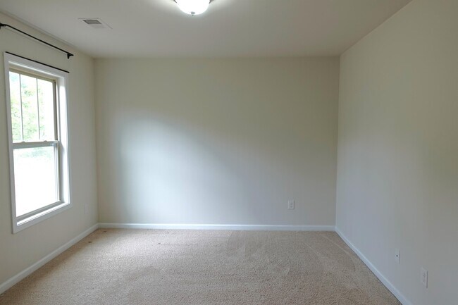 Building Photo - 24 Noble Wing Ln