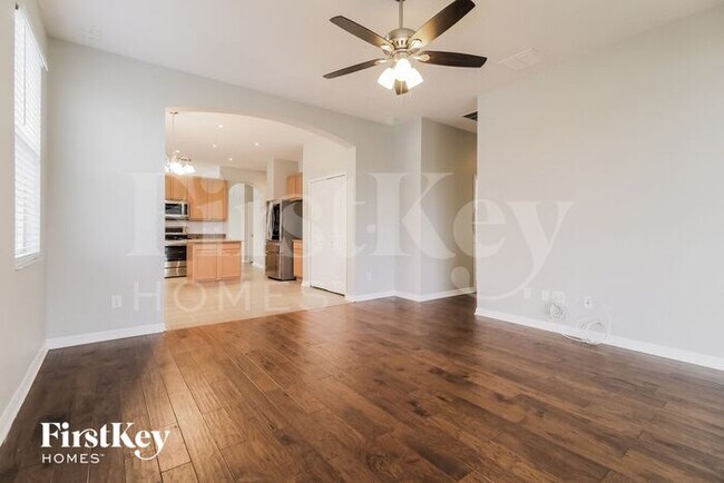 Building Photo - 9797 Bennington Chase Dr