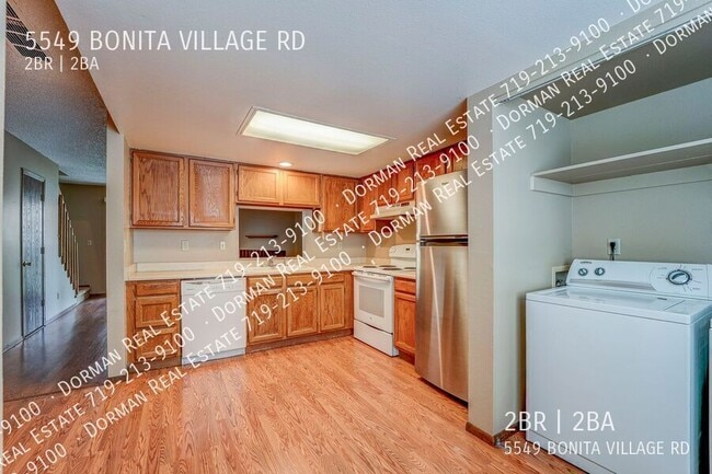 Building Photo - 5549 Bonita Village Rd