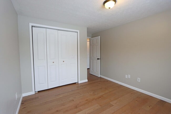 Building Photo - 5740 Vestry Ct