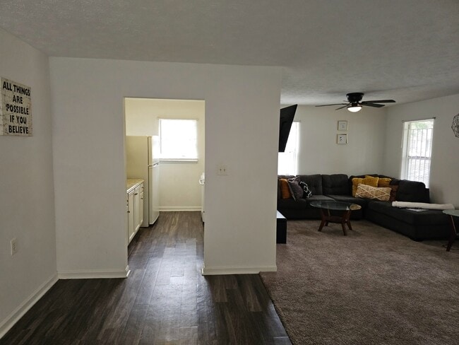 Building Photo - 1173 Moton Ave SW