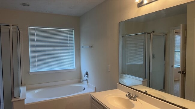 Building Photo - 25235 Boulder Bend Ln