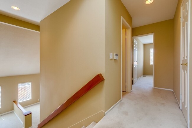 Building Photo - Lovely Home | Prime Westpark Location