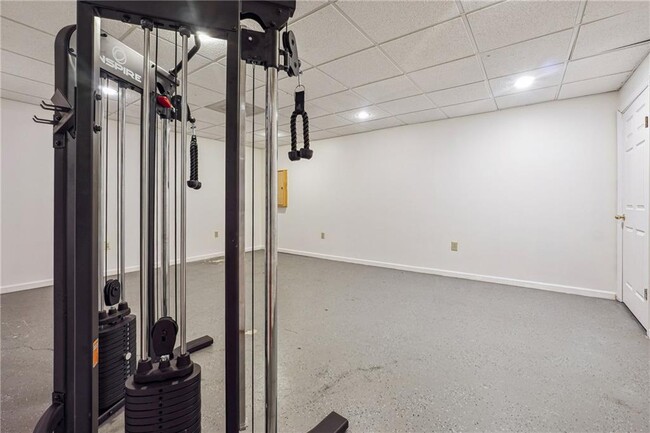 Building Photo - 2335 Corbett Ct
