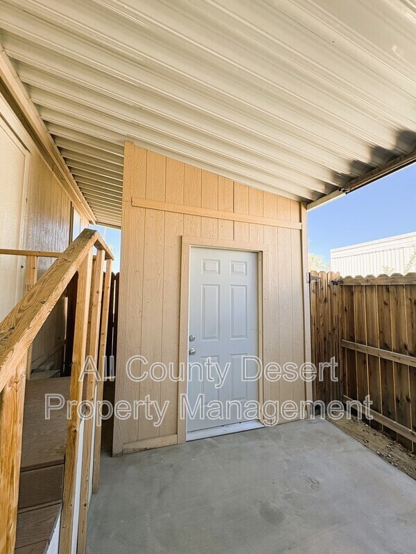 Building Photo - 43155 Portola Ave